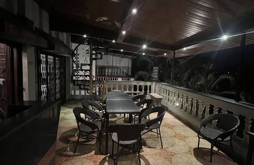 Lonavala House | villa that comes with all amenities that a family requires for a perfect stay. n