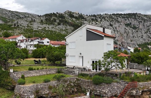 Blagaj House | Villa The Cave