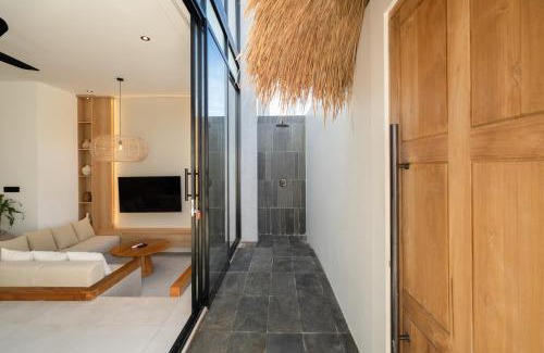 Uluwatu Villa | Villa The Peak - Uluwatu by Yolla Hospitality