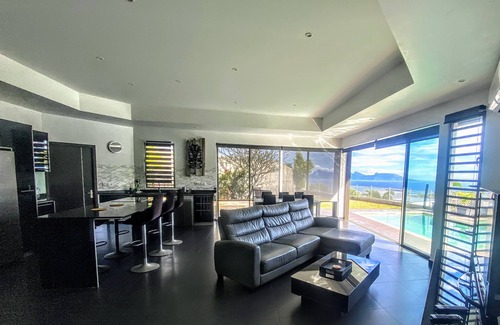Punaauia Villa | VILLA TIKI PUNAAUIA