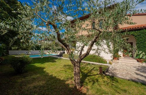 Pinezici Villa | Villa Tina in Pinezići (Haus für 10 Personen)