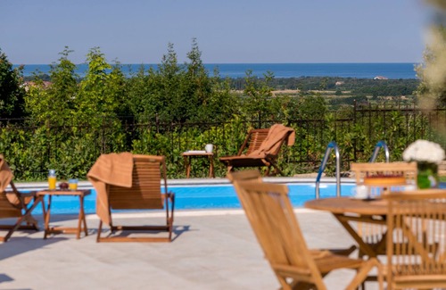 Vardica House | Villa Toscana by Interhome