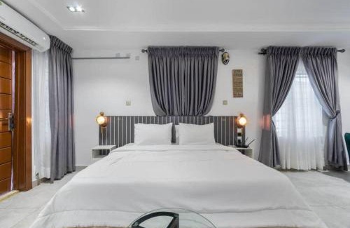 Port Harcourt Hotel | villa Toscana luxe GRA port Harcourt