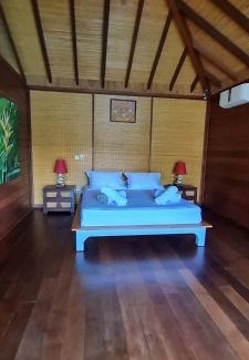 Teahupoo Villa | Villa Totiri