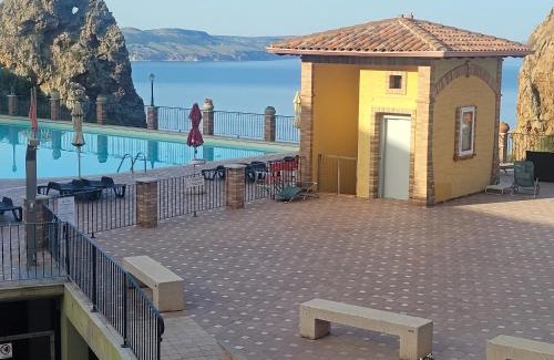 Nebida House | VILLA TRAMONTI SUL MARE