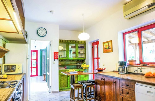 Bitez Villa | Villa Tranquil - Three Bedroom Villa, Sleeps 5