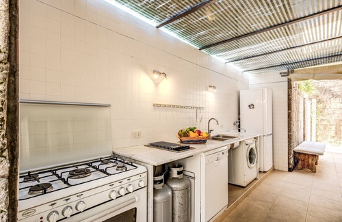 Marina del Cantone Villa | Villa Tre Pizzi – Spectacular water views and walking distance to beach