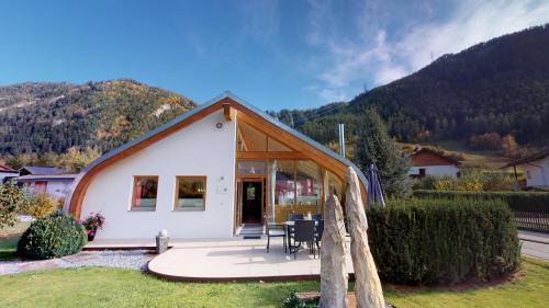 Ried im Oberinntal Villa | Villa Tschallener