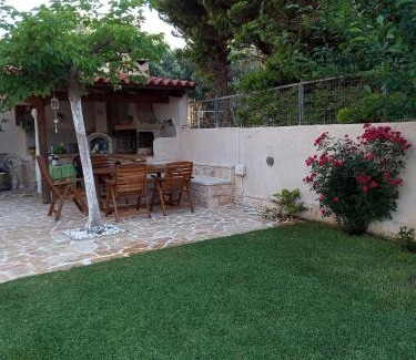 Spata-Artemida Villa | Villa Tsios