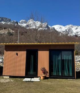 Shale Villa | Villa Ujëvara e vogël
