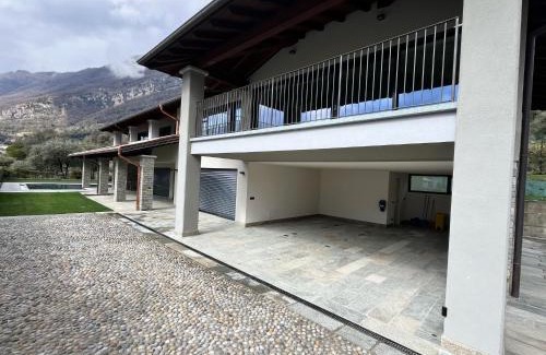 Tremezzo Villa | VILLA ULIVI by Curtiaffitti