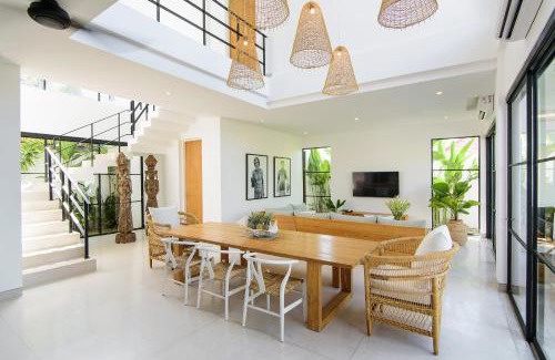 Berawa Apartment | VILLA UNDER THE SUN· Luxury & Indulgence - close to FINNS BEACH CLUB