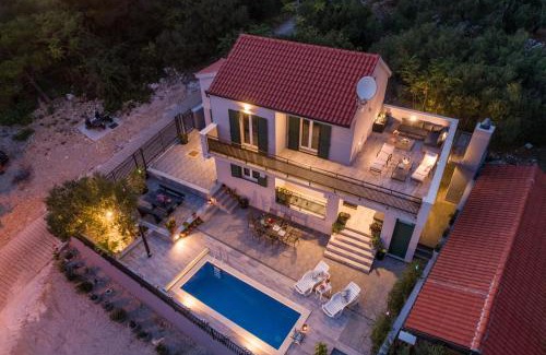 Gradac Villa | Villa Unique