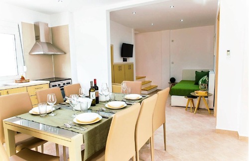 Georgioupolis Villa | Villa Uranos- Less than 5-Min Walk to Kalivaki Beach with private pool