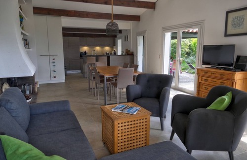La Londe-les-Maures House | Villa Valcros in a quiet location with pool and panoramic views of sea and islands