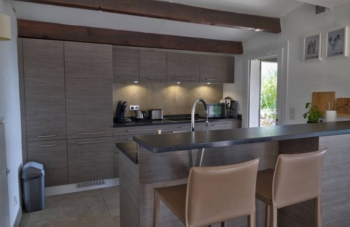 La Londe-les-Maures House | Villa Valcros in a quiet location with pool and panoramic views of sea and islands
