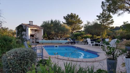 Cotignac Apartment | Villa Valdor- Studio