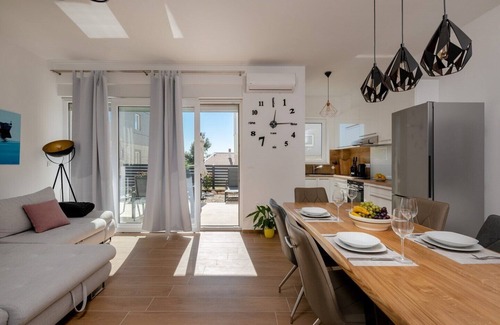 Barbariga Villa | Villa Valencan 3 by Villsy
