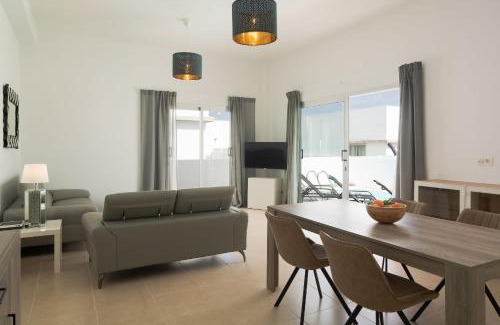 Playa Blanca Villa | Villa Valencia
