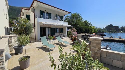 Kumbor Villa | Villa Valentino - Next to Portonovi and First Row to the Sea