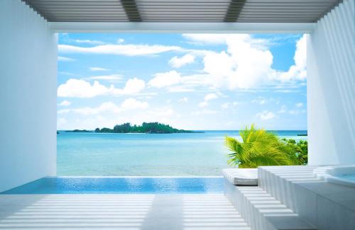 Onna Villa | Villa VALIOSA ON THE BEACH