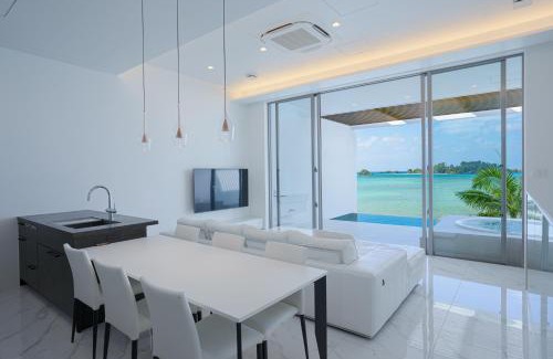Onna Villa | Villa VALIOSA ON THE BEACH