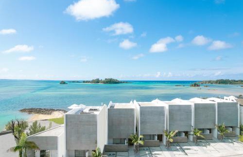 Onna Villa | Villa VALIOSA ON THE BEACH