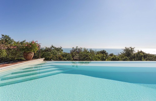 Aci Castello Villa | Villa Vanisia