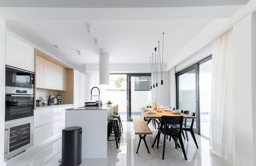 Vinjerac Apartment | Villa Velebit - luxurious flat on beachfront with private pool and stunning view