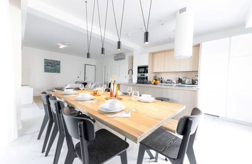 Vinjerac Apartment | Villa Velebit - luxurious flat on beachfront with private pool and stunning view