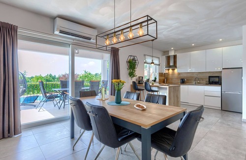 Krizanci House | Villa Veli vrt by Interhome