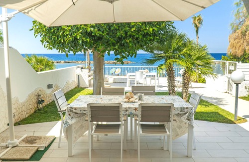 Belvedere Marittimo Villa | Villa Ventre - Luxury Beachfront Villa in Diamante
