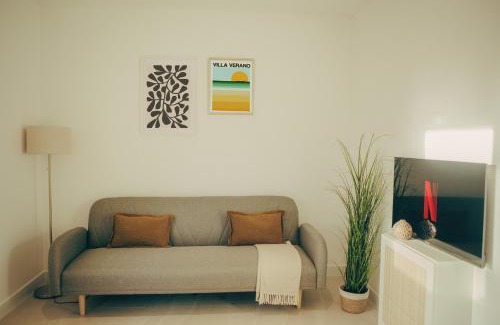 Los Gallos-Cerromolino Apartment | Villa Verano Sancti Petri Suite