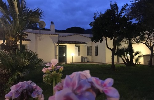 San Felice Circeo Villa | Villa Vera: Charming villa with large garden