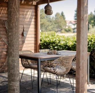 Struga Resort | Villa Versus Beach