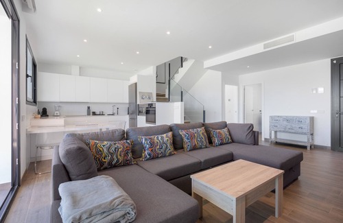 Puerto Real House | Villa "Via Augusta 62" with private pool, 2 private terraces and Wi-Fi
