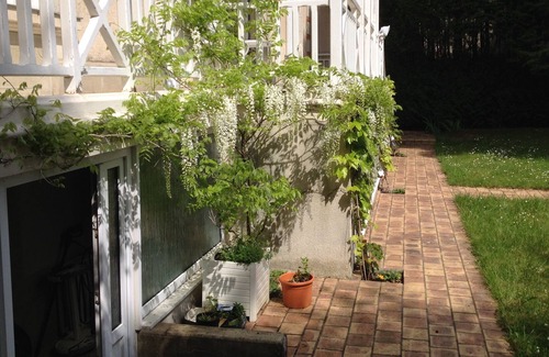 Yvre-le-Polin Other | VILLA VICTORIA CHARMING