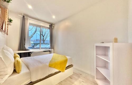 Mons-en-Baroeul Villa | Villa Vieux Lille access, proche gare, parking Offert