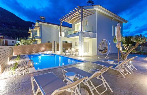 Khartata Villa | Villa Vilenia Anemelia by Villa Plus