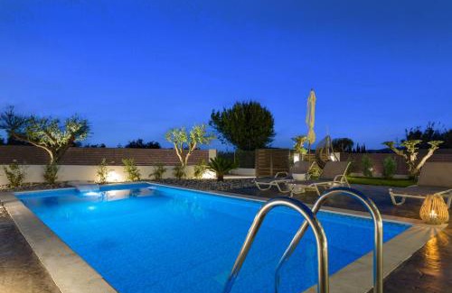 Khartata Villa | Villa Vilenia Harmony by Villa Plus