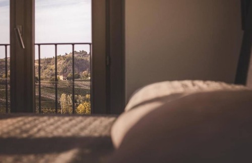 Nizza Monferrato Apartment | Villa Vinory Bricco di Nizza - Deluxe Apartment First Floor West