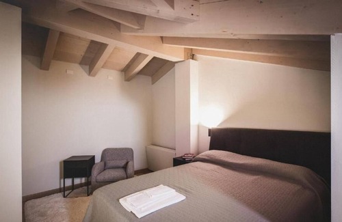 Nizza Monferrato Apartment | Villa Vinory Bricco di Nizza - Deluxe Apartment First Floor West