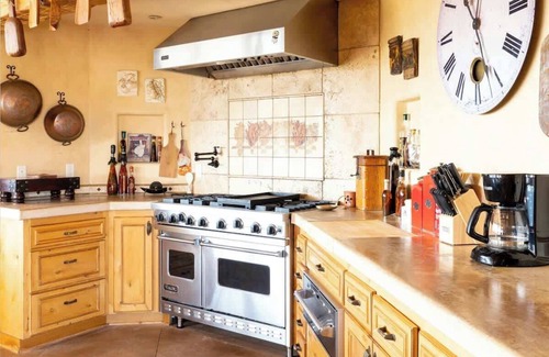 Lake Hodges Villa | Villa Vista de Rancho Santa Fe w/Pool, Views!