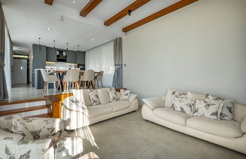 Uzunyurt Villa | Villa Vista Mare, Faralya Near Oludeniz, Fethiye