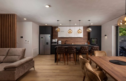 Obrs House | Villa Visum Mare Unus by Interhome