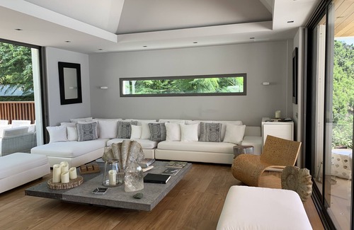 Lurin Villa | Villa Vitti | Ocean View - Located in Fabulous Shell Beach with Private Pool