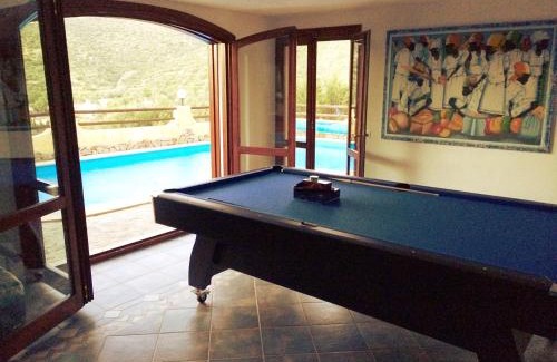 Torre delle Stelle Villa | VILLA VITTORIA with PRIVATE HEATED SWIMMING POOL COMPLETE WITH HIDROMASSAGE FOR EXCLUSIVE USE , SEA VIEW, 150 METERS FROM THE BEACH pool 60 m2 dept 140 cm volume 840 m3