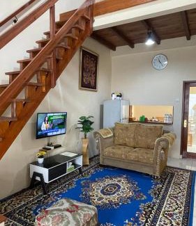 Lembang Villa | Villa Viva Mezzanine - Family