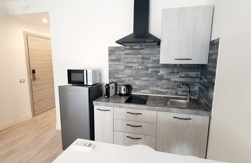 Monserrato Bed & Breakfast | Villa Volta 1 km from Polyclinic Monserrato