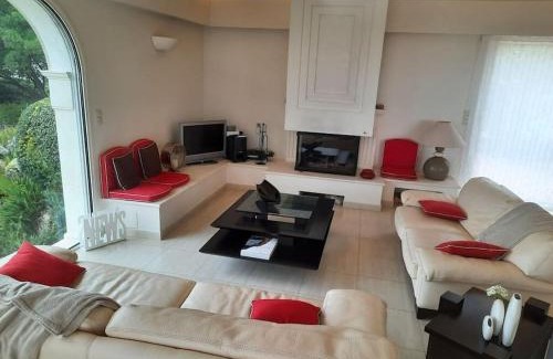 Pietrosella Villa | VILLA VUE MER